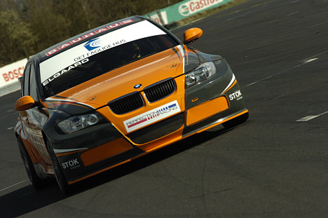 Casper Elgaard forberedte sig til weekendens premiere i Scandinavian Touring Car Cup i den BMW 320si E90, han skal køre for Team Bauhaus Telesikring.